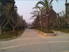 装修拎包入住,房间客厅公三个阳台,诚心出售