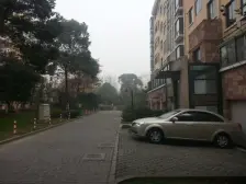 四开间朝南带两个大露台,位置好,诚意卖,可谈,