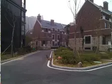 青山湖畔 视野开阔 一线湖景 一手纯毛坯 看中价格好谈