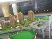此房近地铁14年新小区,房龄新。景观好,双南,采光好