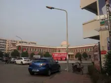 九村中间楼层大两房,装修清爽,配套成熟交通便利