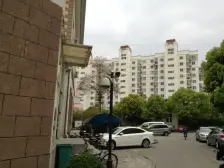 近中环,近地铁13号线,小区中间位置,中间楼层!