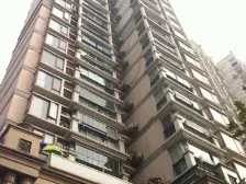 东外滩明星小区 南北通 高区景观房 罕见大2房