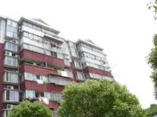 一梯两户,大开间,品质小区,繁华地段,诚意出售