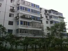 两房朝南,厨卫朝北,边套全明,诚心卖的带装修