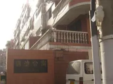 5.4米开间大客厅+小高层电梯房+红面砖2000年新小区