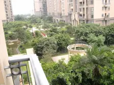 此房满五年,楼层很好户型方正,保养好