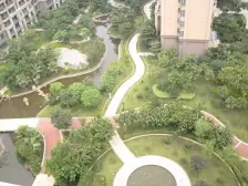 中海万锦豪园 带80平方大平台 南北对流 通风好