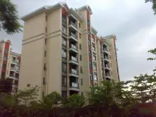 小区中间位置 花园城三房带露台南向 业主诚意出售