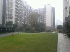 石马河 海悦香缇四房140万