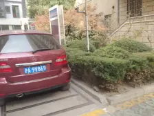 电梯房,主卧朝南,环境优美,诚意出售