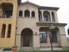 静静的墅 联排别墅 位置安静 靠山