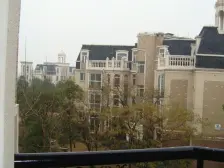 保利国际高尔夫花园瑞士风华 南北通透,采光好 视野好,诚心出售