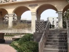 高区全南户型,采光很赞,可看江景正看小区园林景观,随时看房