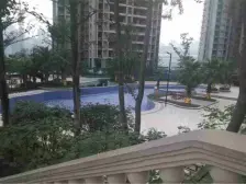 北滨路看江2房 户型方正 江景视野开阔 房龄新