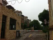 联排C户型,附车库车位 无停车费满五唯 一 看房有钥匙