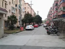 北濠桥新村东门的位置 随时看 精装修 拎包入住 中间层