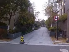 边套大花园,可装电梯,看房方便,未住过人全新!