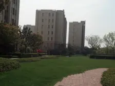 青浦爱马仕小区 带院子 带地下室 临河采光好