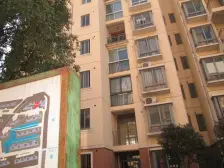 新上大两房 业主急卖 店总推荐客厅宽敞明亮前后无遮挡