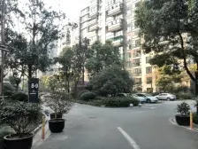 中大双拼出售,小区别墅中佼佼者,非常稀有