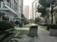 中大少有户型 天井+花园 精装修 地暖+车位