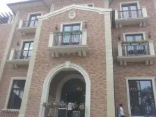 近地铁 通风好 家具全送 电梯房,新上房源