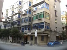 南北通透,户型方正,布局合理,采光没有问题