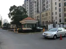 电梯房,主卧朝南,南北通透,小区景观位置,精装修