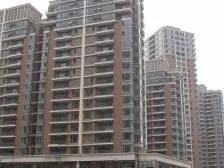 小区少出来的中间位置、中高区、3+1户型