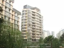 边套3面采光,满五税少,采光足,推窗见绿,有产权车位,随时看