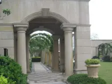 小区环境很好,全人车分流,屋况好,保养如新