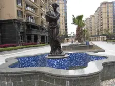 09年商品房,近地铁!电梯三房飞机户型+双阳台落地窗