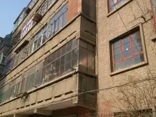 房子户型方正,交通便利,出行方便,教育资源丰富。