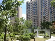 顶楼复式带露台近嘉闵线近百联