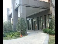 紫提湾高层,小区绿化好,活水河环绕!