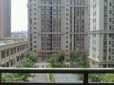 运营总强推 大两房房东诚心出售价格可谈