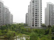 距地铁200米,楼层好,彩光好,前面没有遮挡,带电梯