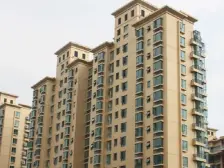 不靠高压线 待产权车位 诚心出售 看房方便!