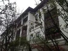 类独栋 满5V1 位置边套采光好 诚心出售 下沉式花园