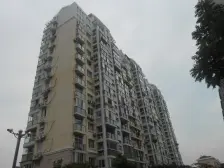 电梯顶楼复式,楼上层高正常,位置好,视野很开阔