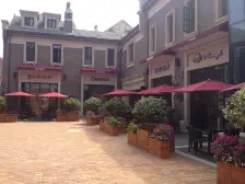 此房交通配套齐全,采光楼层,不纳入上海限购范围