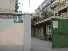 解龙小区1室1厅南