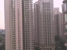 精装正四房 保养好 位置安静 看中庭水景