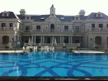 路劲上海庄园4室西南朝向430.00万元/套出售