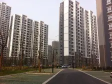 和泰家园,四房两卫,地,铁6号8号交汇处,前排位置,全天采光