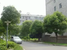 四季绿城 1室1厅 南 北