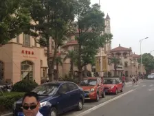 花城三期好房 中间楼 诚心出售