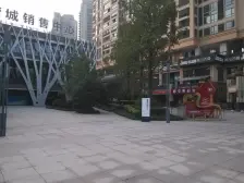 园林式小区 朝中庭三房,近轻轨,出行方便