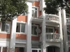 西郊上叠别墅,自住精装,随时入住~